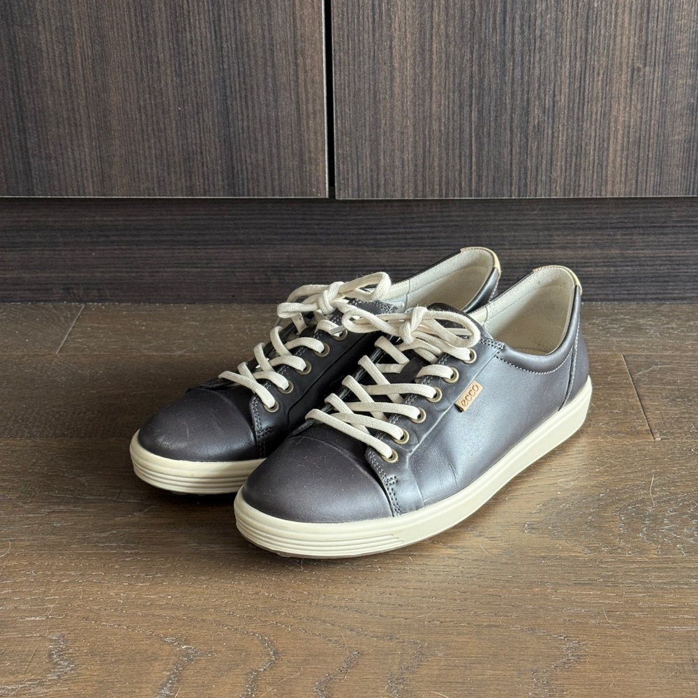 Ecco Women’s Leather Sneakers in Black with Cream Accents